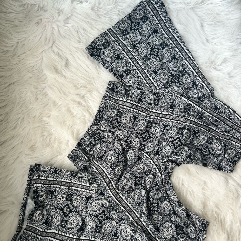 windsor Printed flare leg Black & White leggings